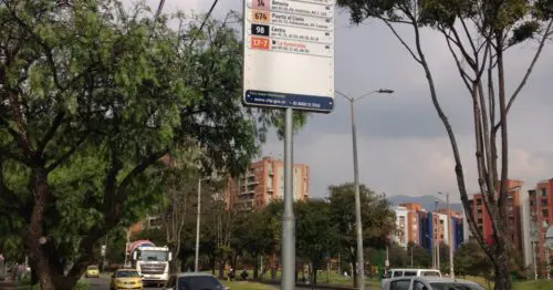 PARADERO SITP BARRIO LA ESMERALDA  133A05